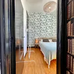 Hidden Gem Rustic Modern 2 Bedroom Flat Appartement