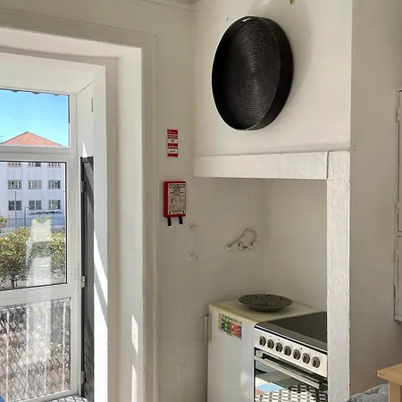 Hidden Gem Rustic Modern 2 Bedroom Flat דירה *