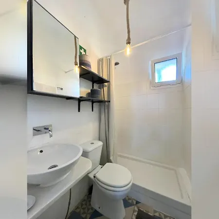 Hidden Gem Rustic Modern 2 Bedroom Flat * Lisbon