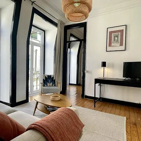 Hidden Gem Rustic Modern 2 Bedroom Flat Feriehus Lisboa