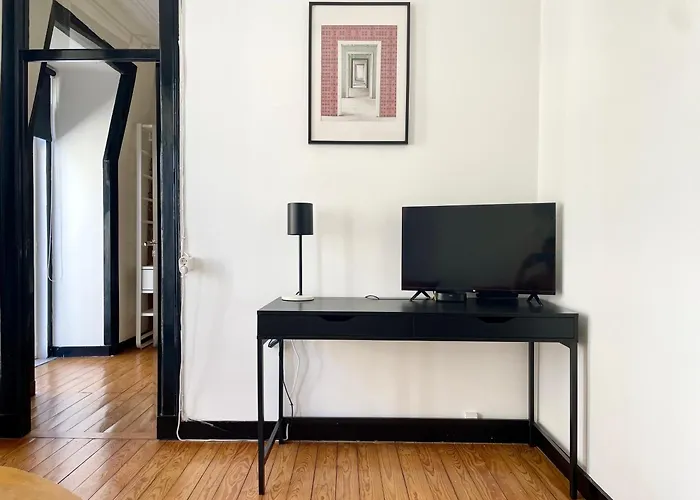 Hidden Gem Rustic Modern 2 Bedroom Flat * Lissabon